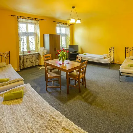 Flower Rooms-2